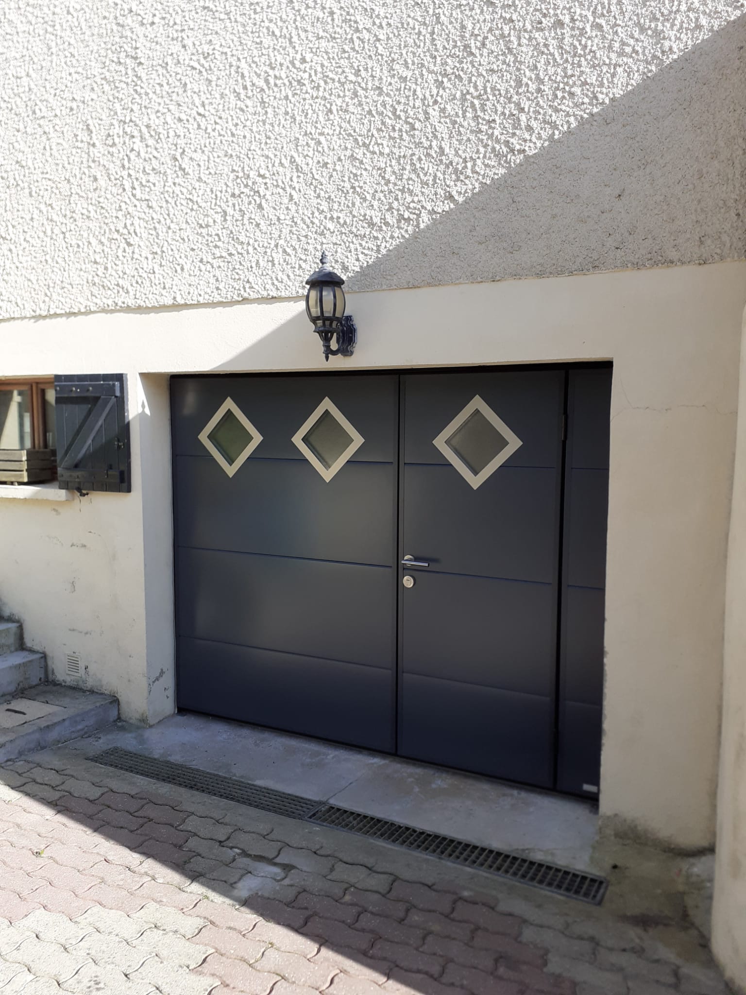 Porte de garage MOOS motorisée